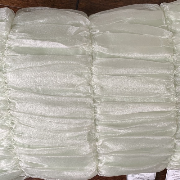 NWT Decorative Accent Pillow - Picture 6 of 11